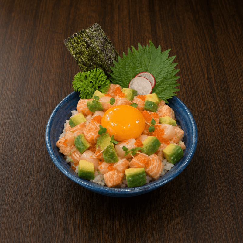 Cơm cá hồi sò điệp: tô cơm hải sản nhiều topping, đủ no